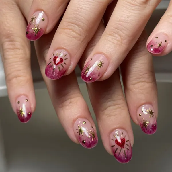 Nail work by Giving daisies